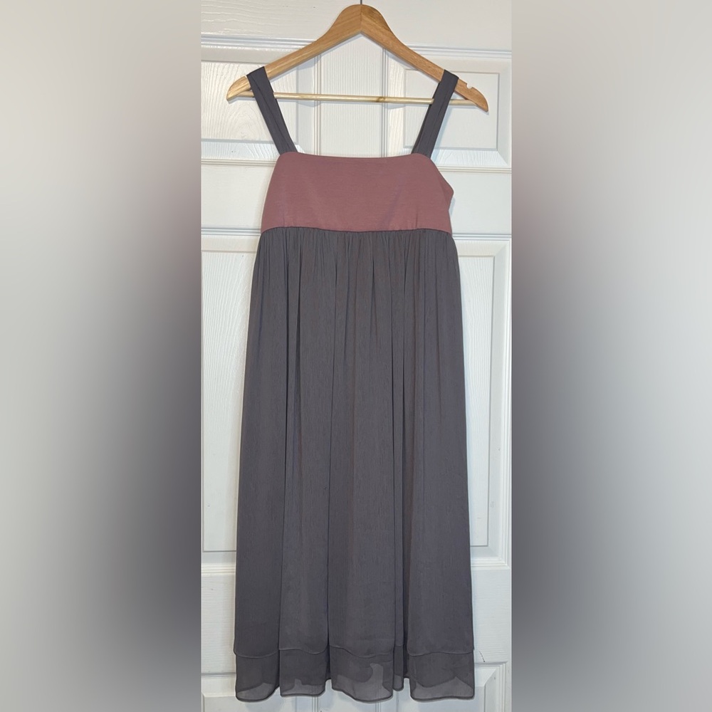 To The Max Women's Chiffon Sleeveless dress Size Small EUC